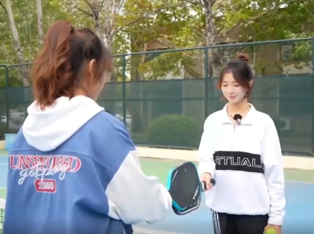 【天商好学生】天生“搭档”的AB面：一对双胞胎的“共进”青春